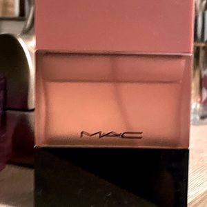Discontinued MAC Velvet Teddy fragrance *Unisex*